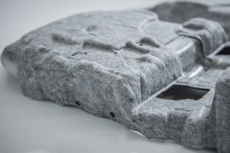 Advanced sound insulation for automotive sector